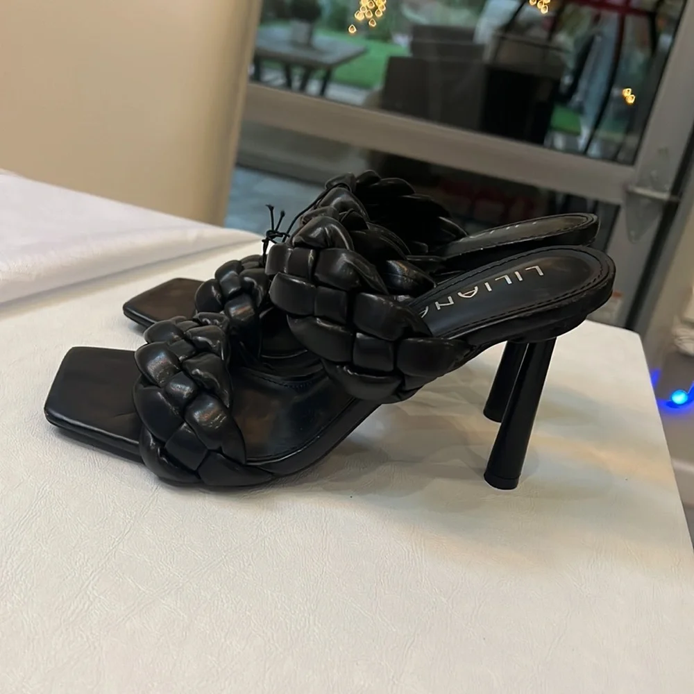 BRAND NEW LILIANA BLACK BRAIDED HEELS! - Picture 10 of 15